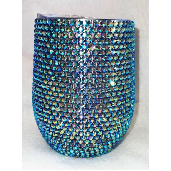 Rhinestone 12oz stemless wine glass w/lid. - Picture 3 of 4